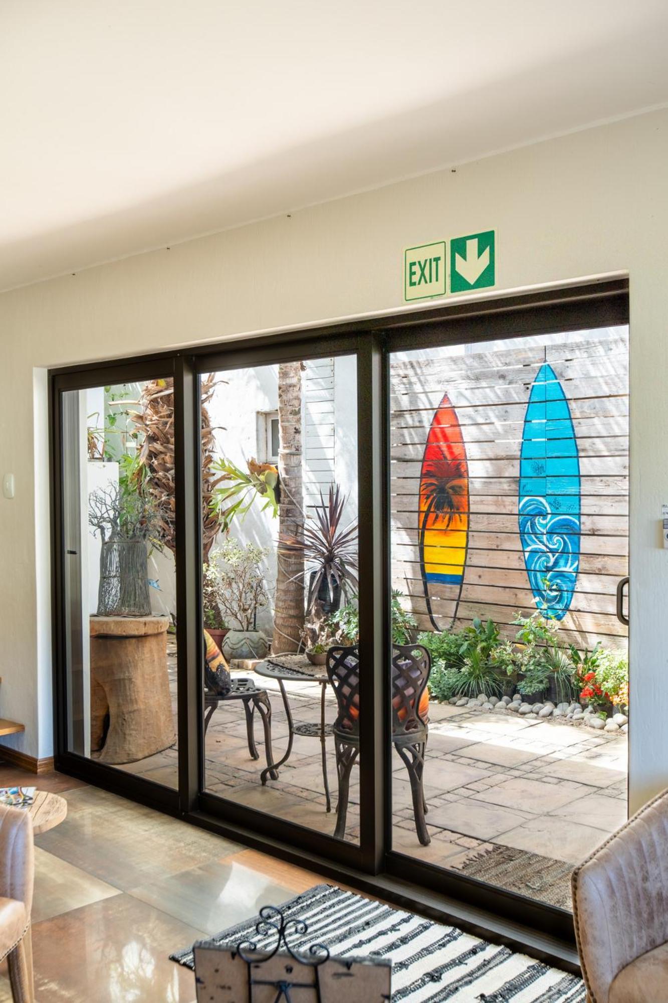 Atsupers Accommodation Jeffreys Bay Exterior photo