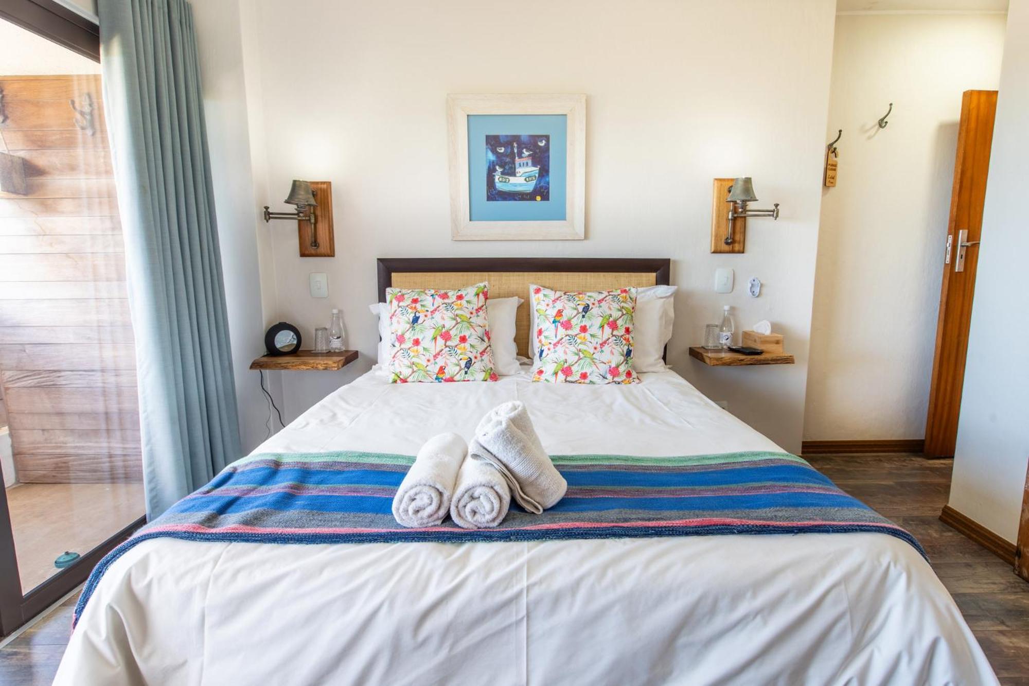Atsupers Accommodation Jeffreys Bay Exterior photo