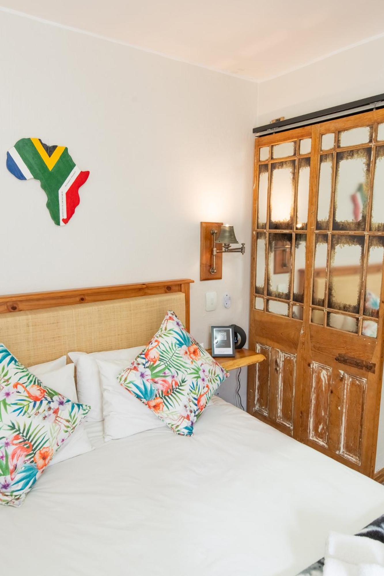 Atsupers Accommodation Jeffreys Bay Exterior photo