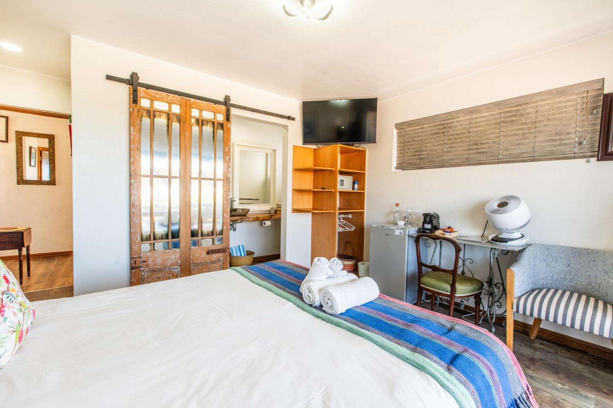 Atsupers Accommodation Jeffreys Bay Exterior photo