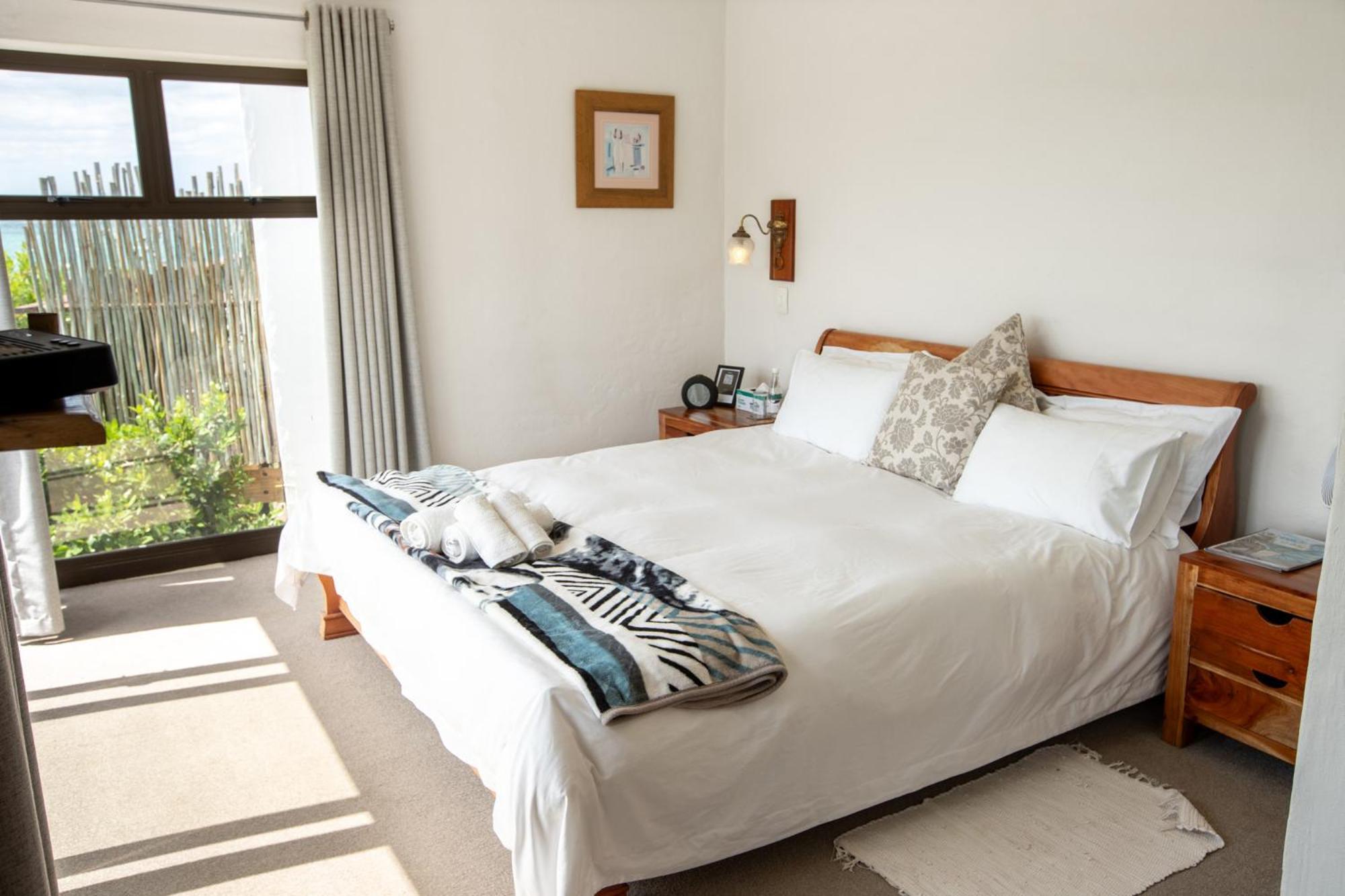 Atsupers Accommodation Jeffreys Bay Exterior photo